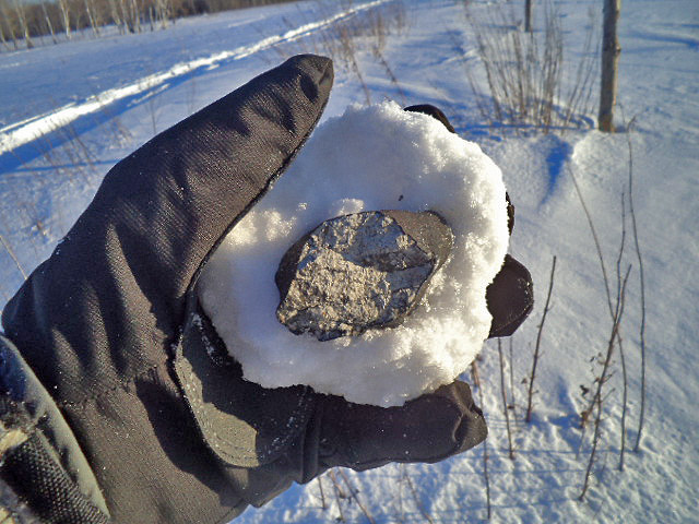 Chelyabinsk Meteorit 106.2 g in situ